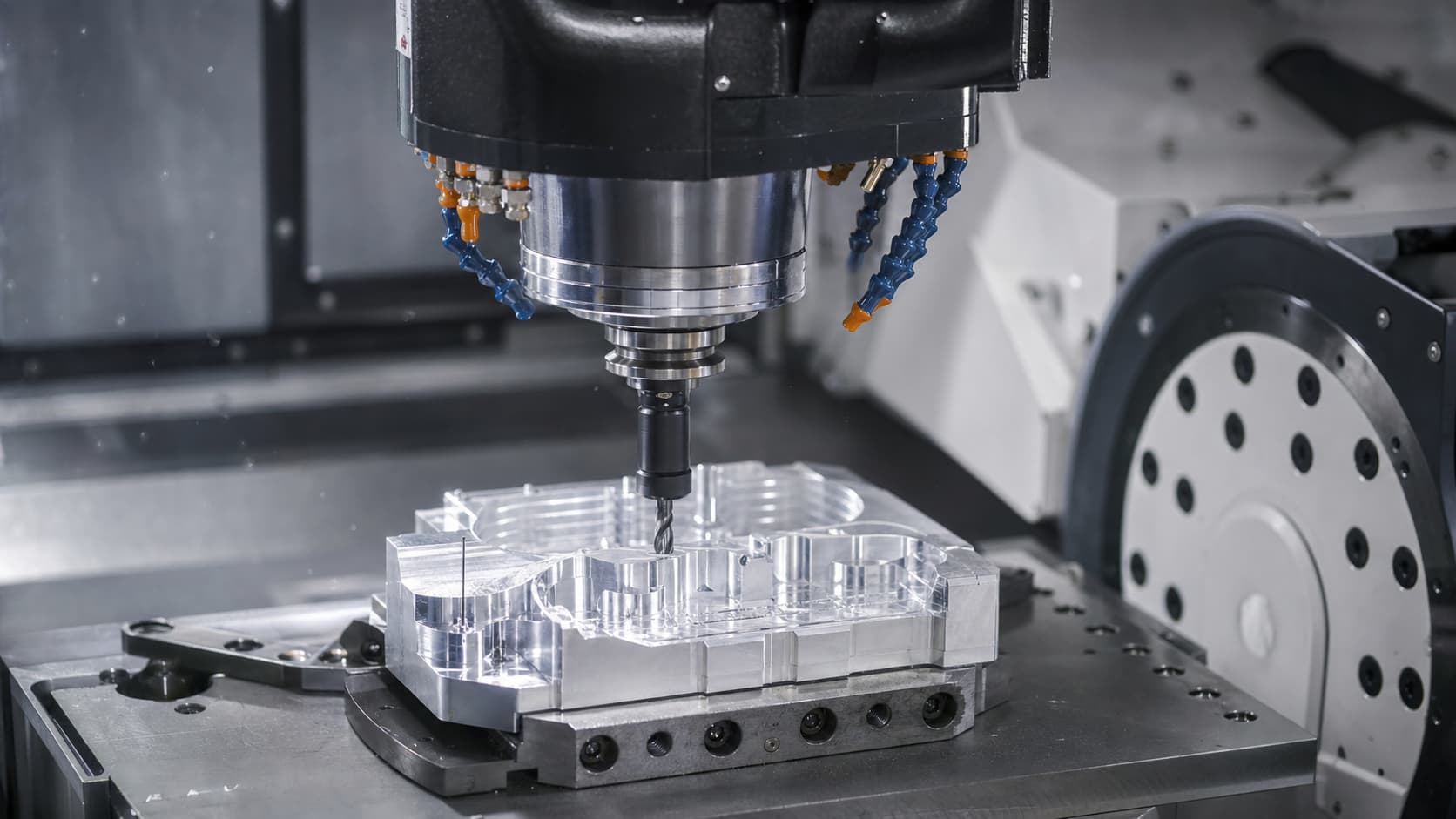 Basic BT30 100mm 3.2KW 12000RPM general CNC machining application